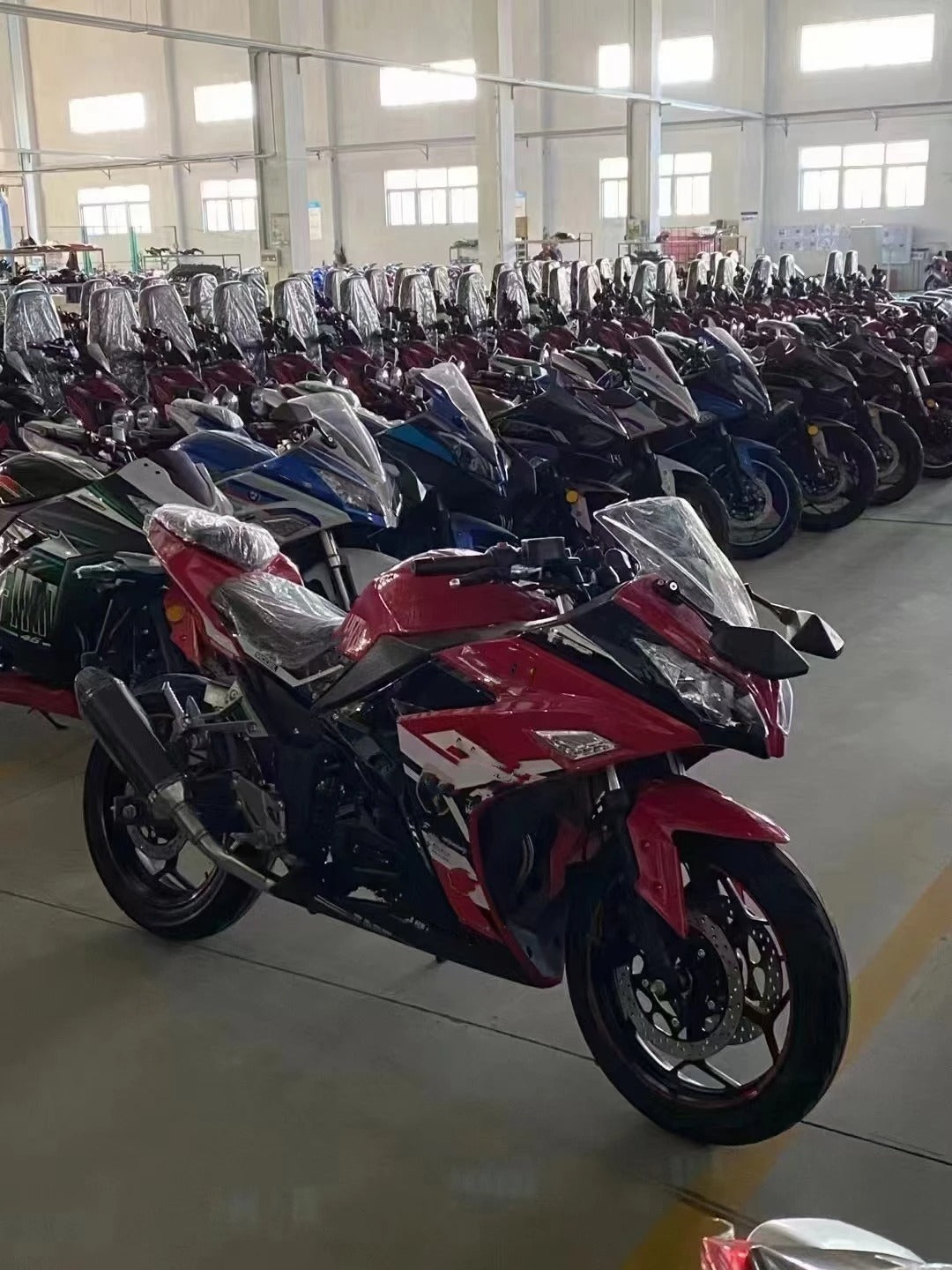 250cc Sports Motorcycle | High-Performance Road Racing Bike | Fuel Motorbike Similar to Kawasaki Ninja