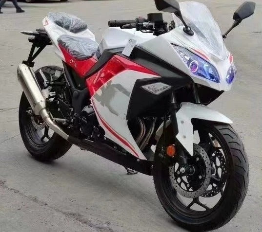 250cc Sports Motorcycle | High-Performance Road Racing Bike | Fuel Motorbike Similar to Kawasaki Ninja