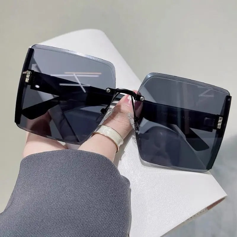 Vintage Square Sunglasses – Retro Frameless Gradient Shades for Women
