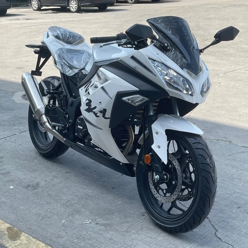 250cc Sports Motorcycle | High-Performance Road Racing Bike | Fuel Motorbike Similar to Kawasaki Ninja