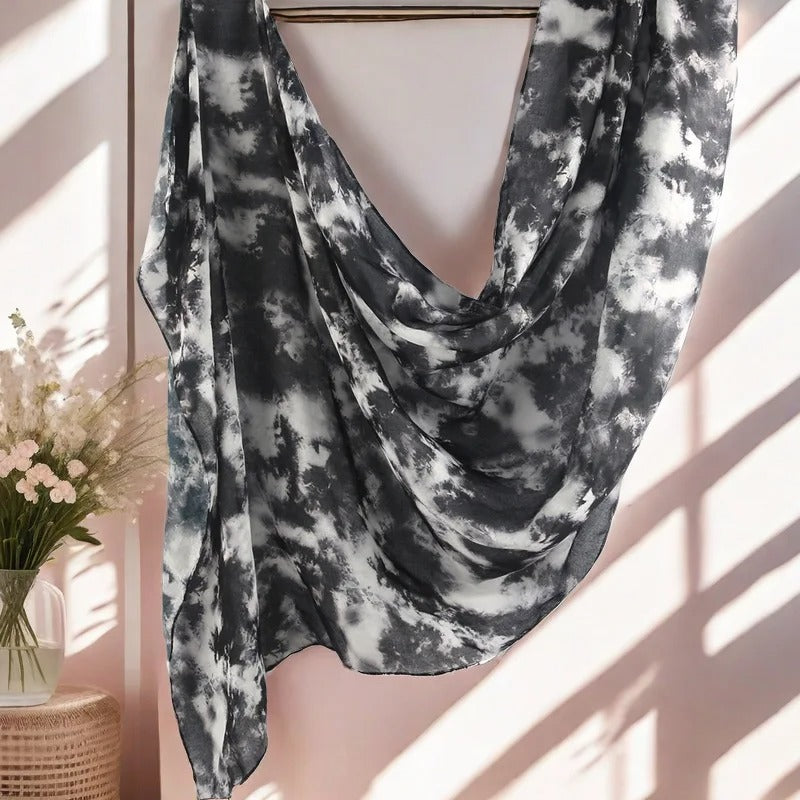 Watercolor Floral Printed Modal Shawl – Lightweight, Breathable Cotton-Rayón Viscose Hijab Scarf for Muslim Women