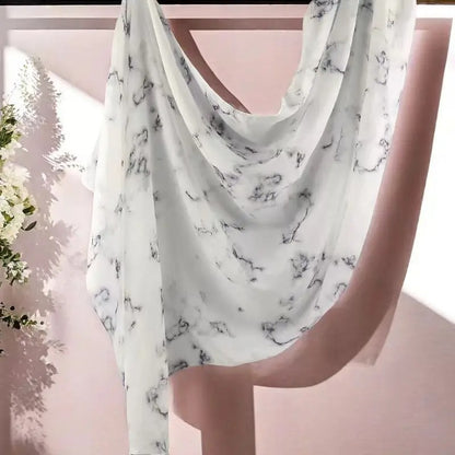 Watercolor Floral Printed Modal Shawl – Lightweight, Breathable Cotton-Rayón Viscose Hijab Scarf for Muslim Women
