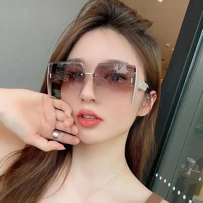 Vintage Square Sunglasses – Retro Frameless Gradient Shades for Women